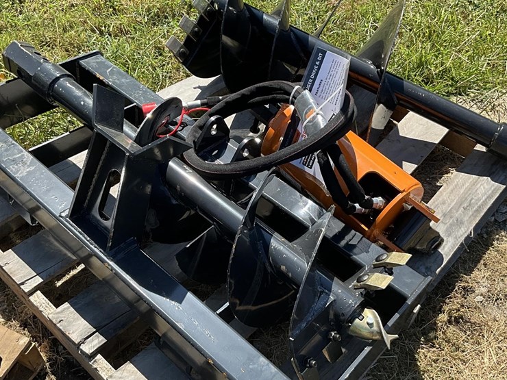 wolverine-adb-13-1218r-skid-steer-auger-drive-and-bits-image-2