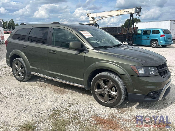 2017-dodge-journey-image-2