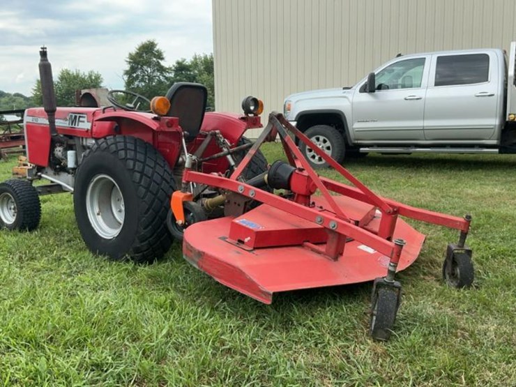 #124-•-massey-ferguson-mf210-tractor-image-7
