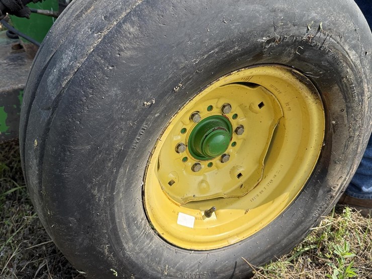 john-deere-3970-image-9