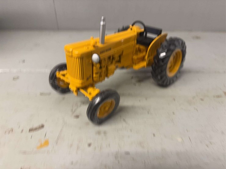 john-deere-720-image-3