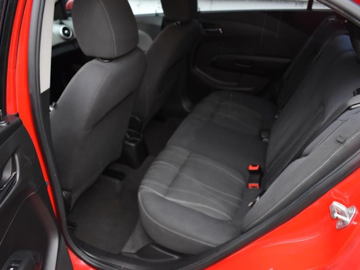 2017-chevrolet-sonic-lt-car-(vin-#-1g1jd5sh2h4118881)-(showing-appx-141,282-image-6