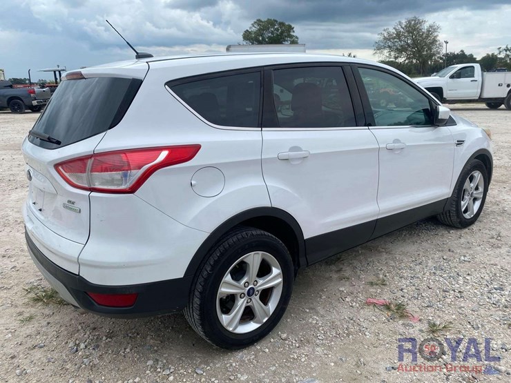 2014-ford-escape-image-3