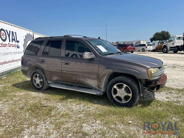 2008-chevrolet-trailblazer-image-2