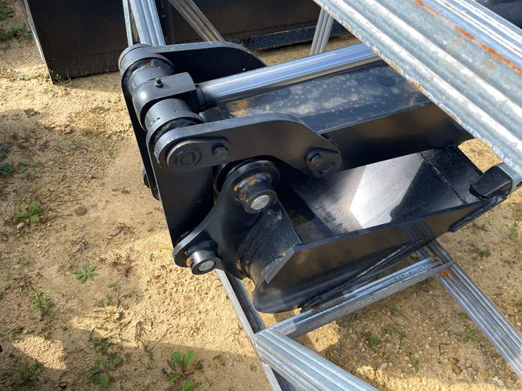 #2495-•-jct-heavy-duty-skid-steer-backhoe-arm-image-8