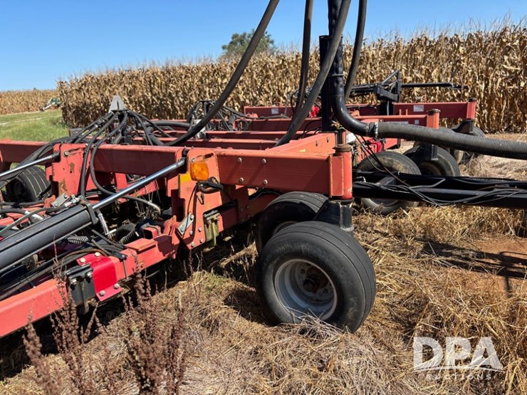 case-ih-2400-image-63