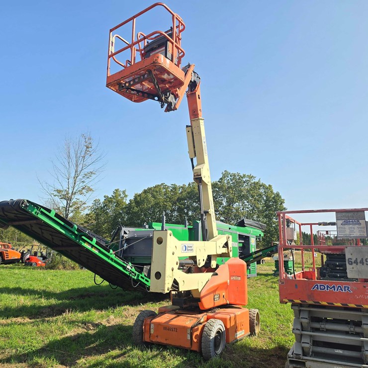 JLG E400AJPN