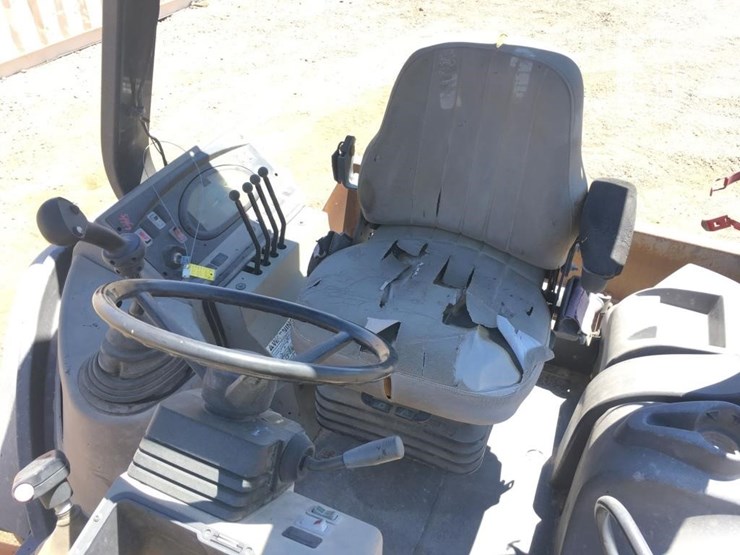 2013-case-570n-xt-image-6