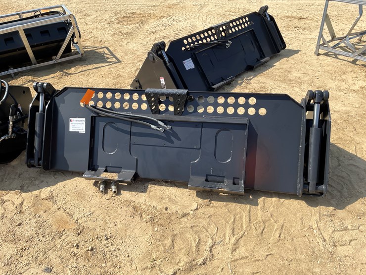 #2500-•-jct-skid-steer-4-in-1-combination-bucket-image-6