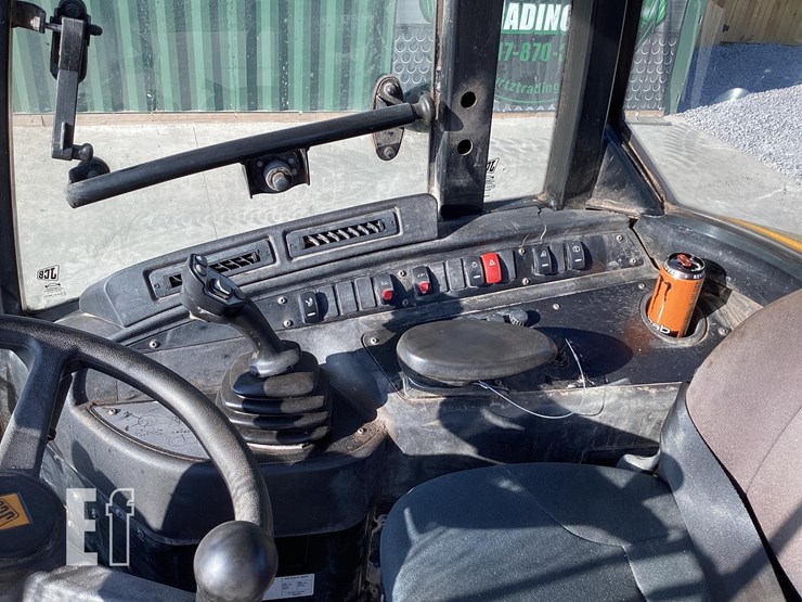2019-jcb-409-image-13