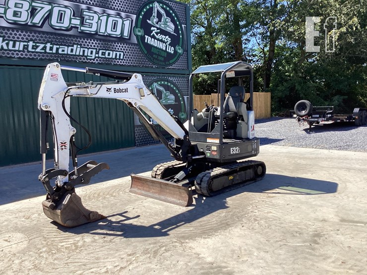 2015-bobcat-e32-image-20