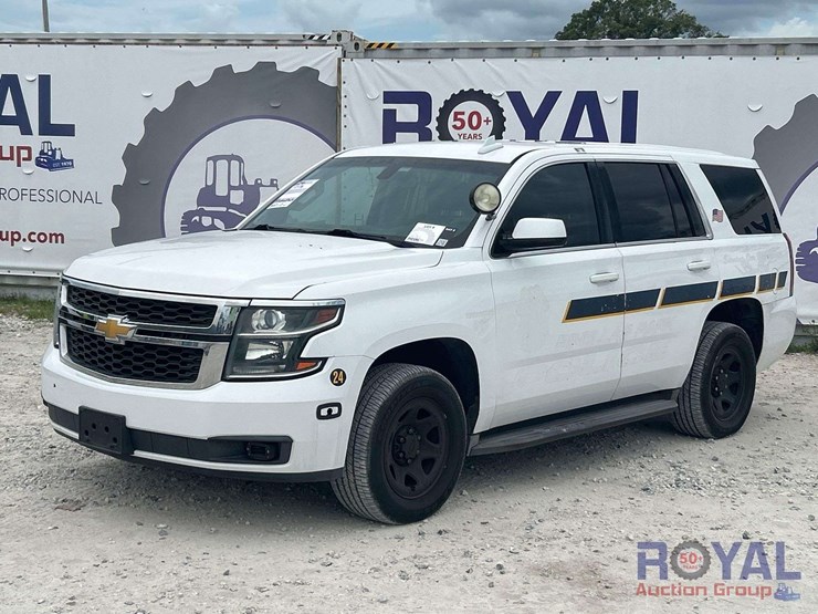 2016-chevrolet-tahoe-image-1