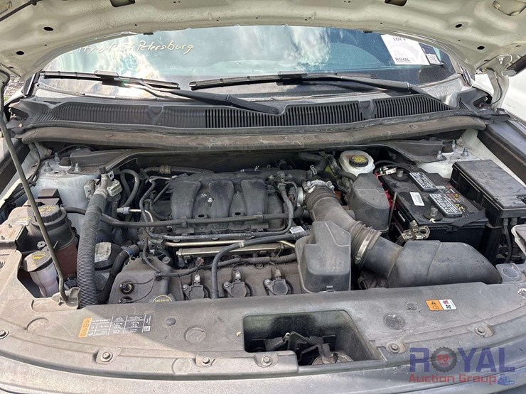 2017-ford-explorer-image-9