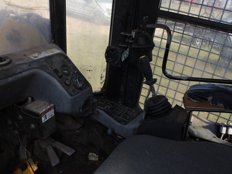 caterpillar-563-image-15