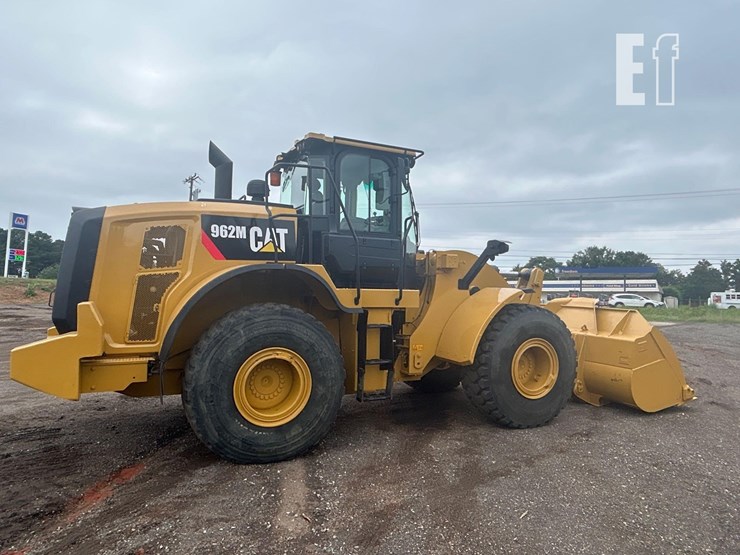 2020-caterpillar-962m-image-3