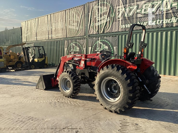 2023-case-ih-farmall-70a-image-2