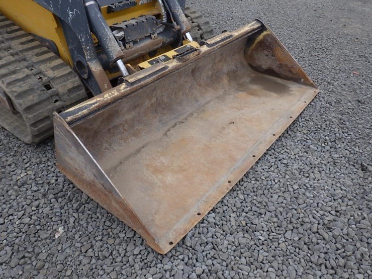 2020-deere-333g-image-8