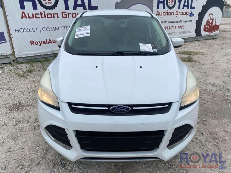 2014-ford-escape-image-24