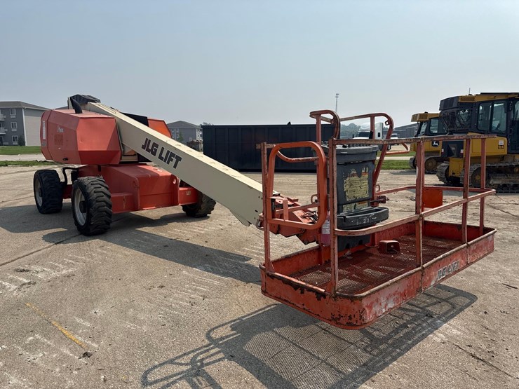 jlg-600s-image-7