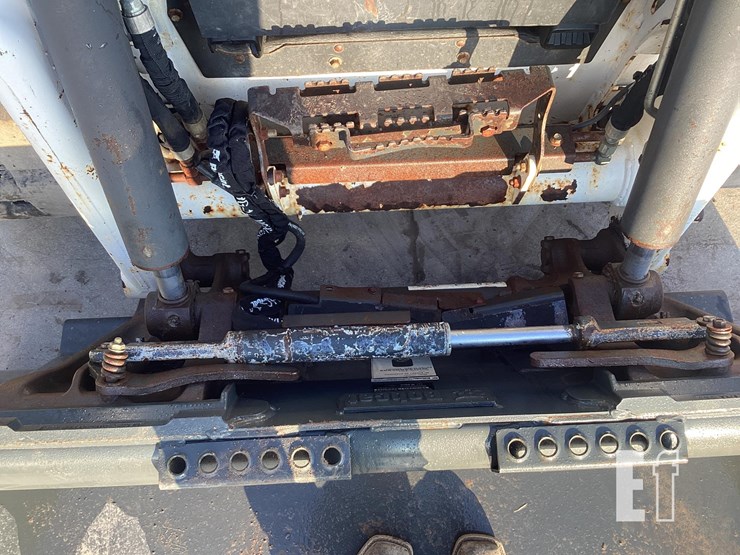 2021-bobcat-t62-image-12