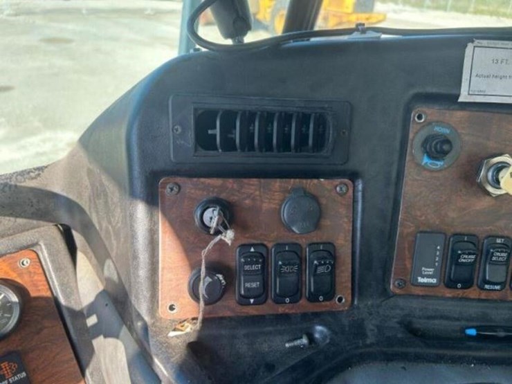2009-peterbilt-pb320-coe-front-loading-t/a-garbage-image-22