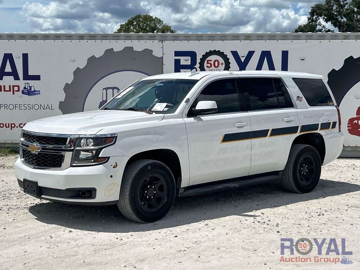2016-chevrolet-tahoe-image-1