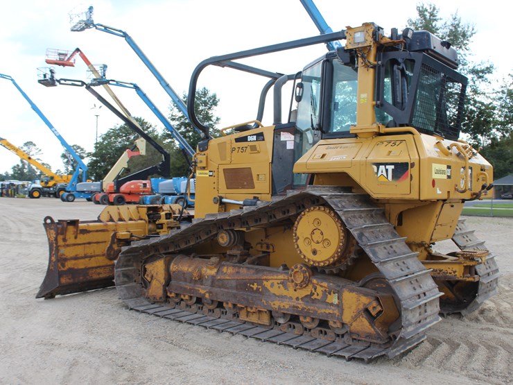 2020-caterpillar-d6n-lgp-image-4