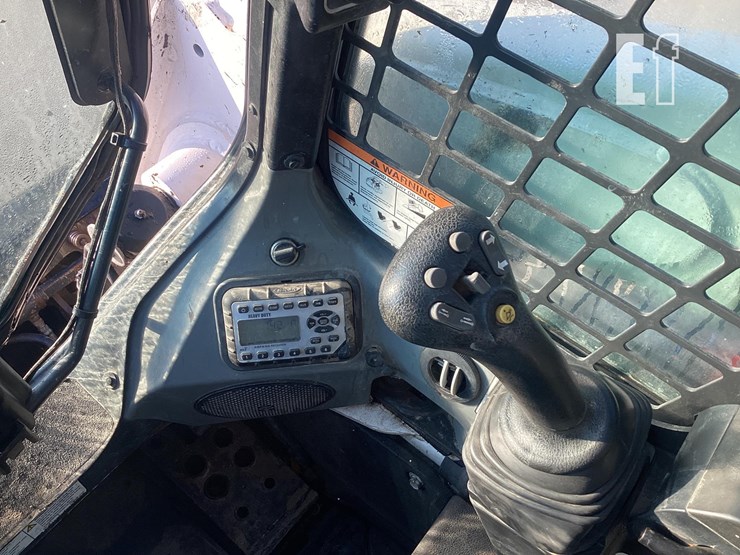 2021-bobcat-t770-image-18