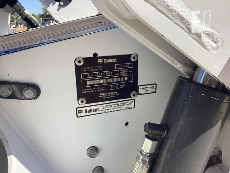 2020-bobcat-t590-image-19
