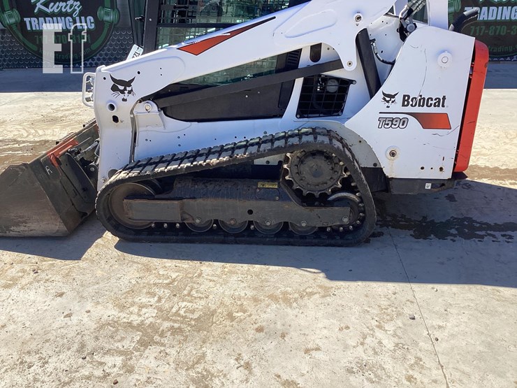 2020-bobcat-t590-image-22