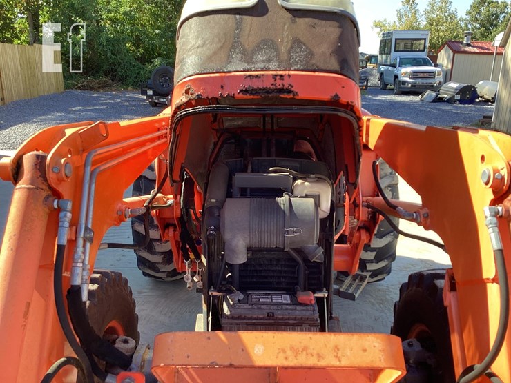 2007-kubota-m6040dt-image-24