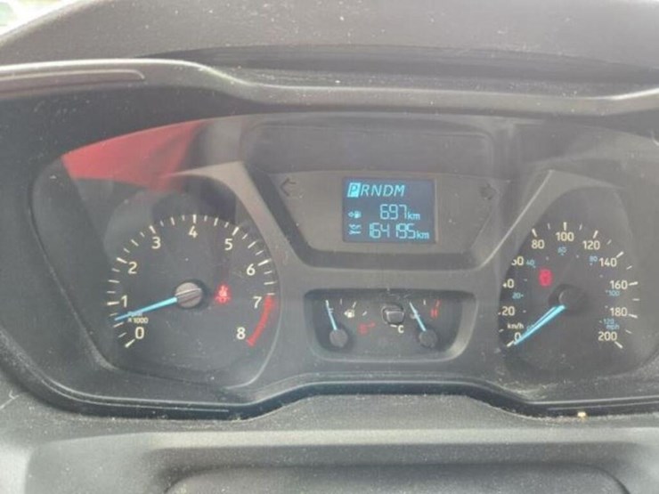 2016-ford-transit-image-18