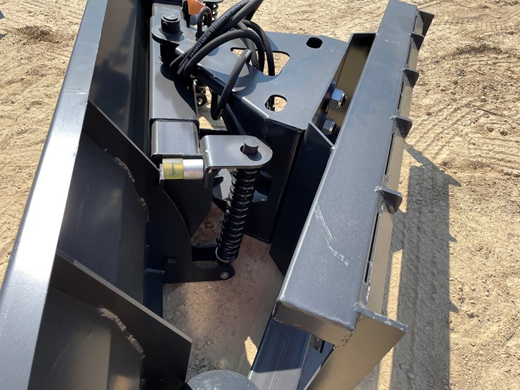 #2487-•-jtc-skid-steer-dozer-blade-attachment-image-9