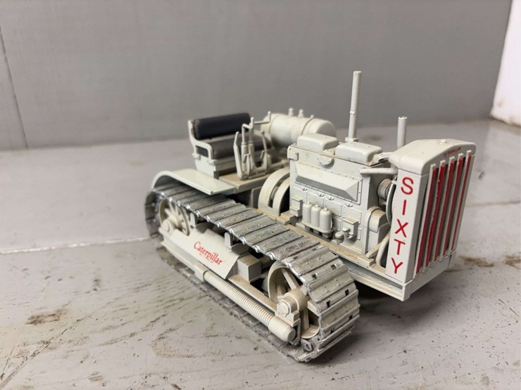 caterpillar-d7-image-30