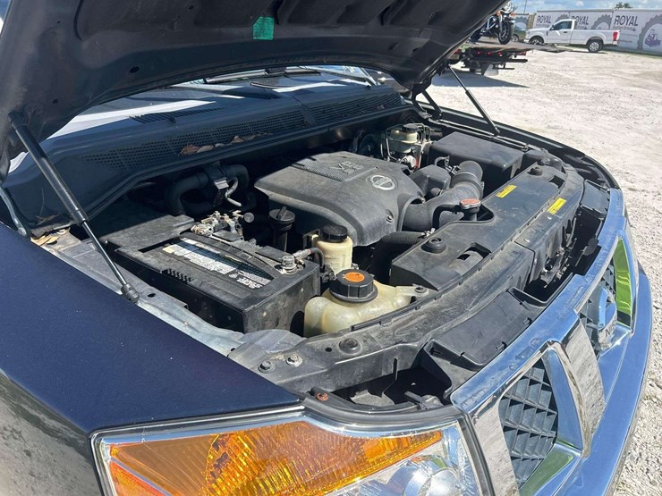 2007-nissan-armada-image-8
