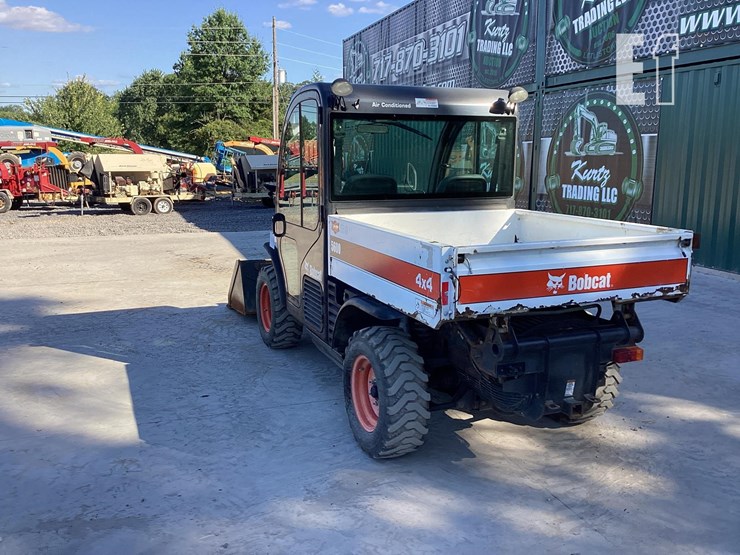 2015-bobcat-toolcat-5600-image-2