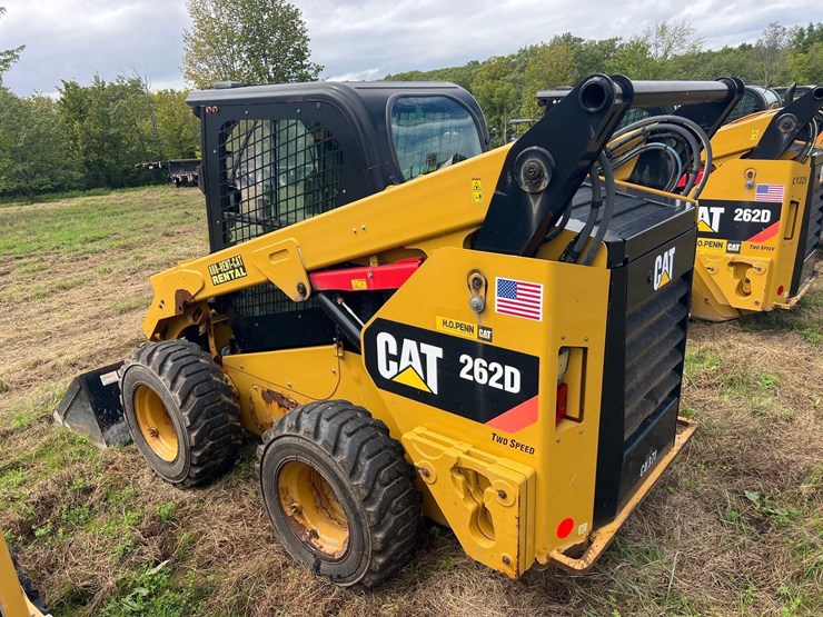 2017-caterpillar-262d-image-4