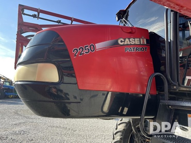 2016-case-ih-2250-image-34