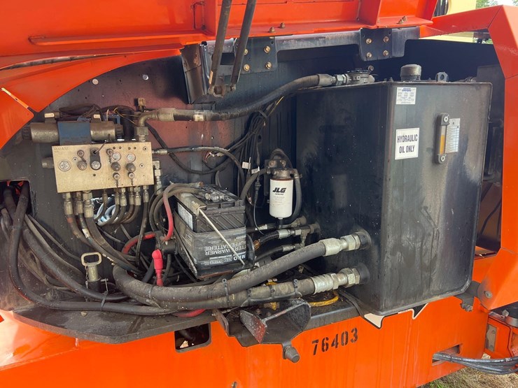 jlg-800s-image-13