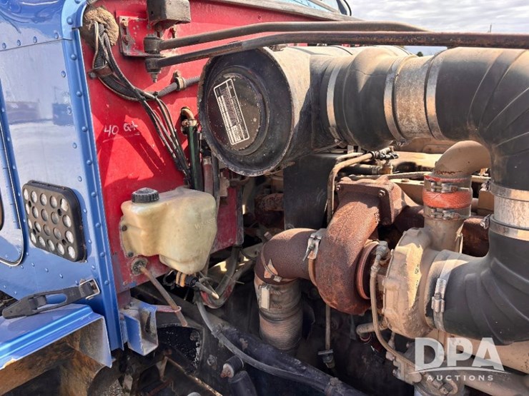 1988-peterbilt-377-image-67
