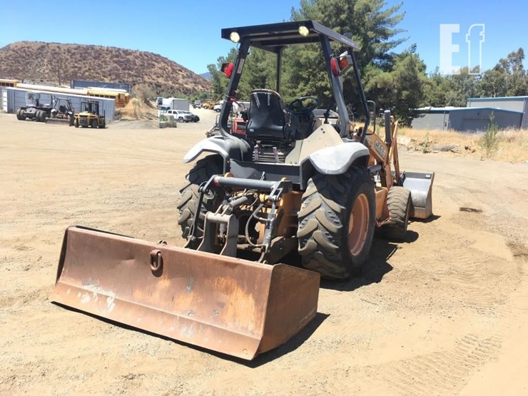 2013-case-570n-xt-image-3