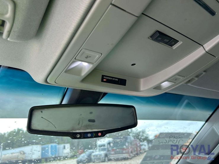 2019-chevrolet-tahoe-image-15