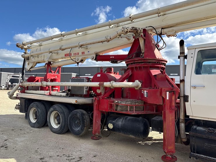 ford-l8000-image-7