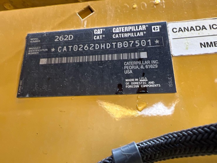 2017-caterpillar-262d-image-5