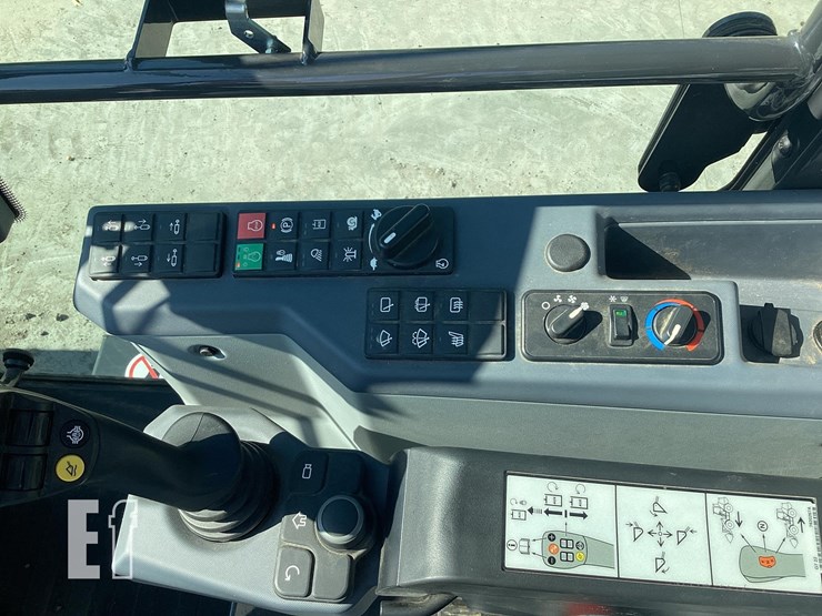 2023-bobcat-l65-image-16