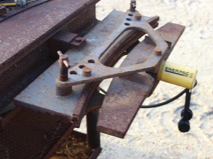 #3520-•-hyd-pump,-table-mtd-image-5