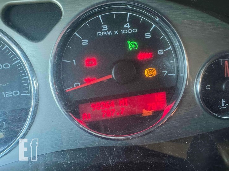 2005-pontiac-montana-image-10