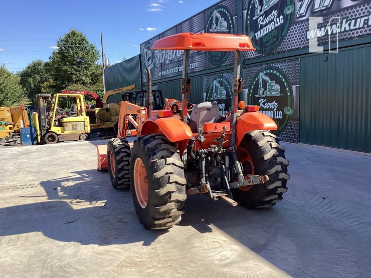 2007-kubota-m6040dt-image-4