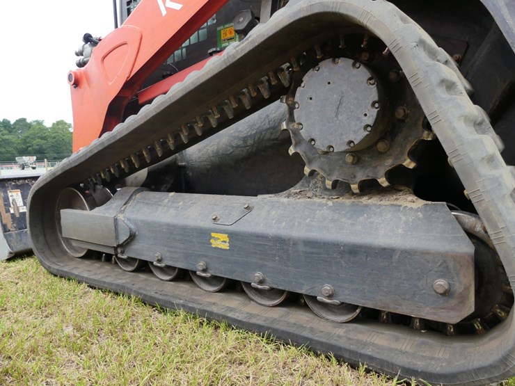 2023-kubota-svl97-2-image-5