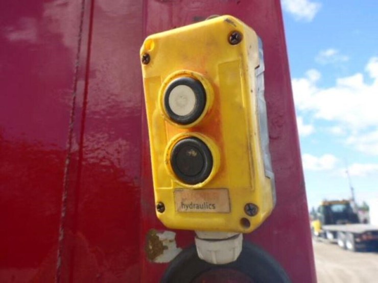2016-ford-f550-xl-image-33